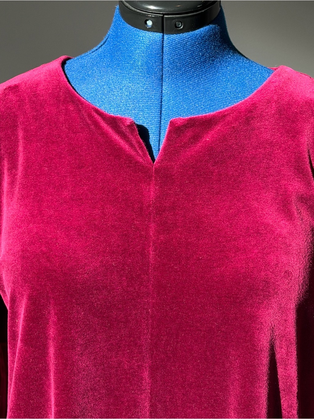 Talbots Raspberry Velvet Split-Neck Tunic Petite Size Large - Picture 2 of 8